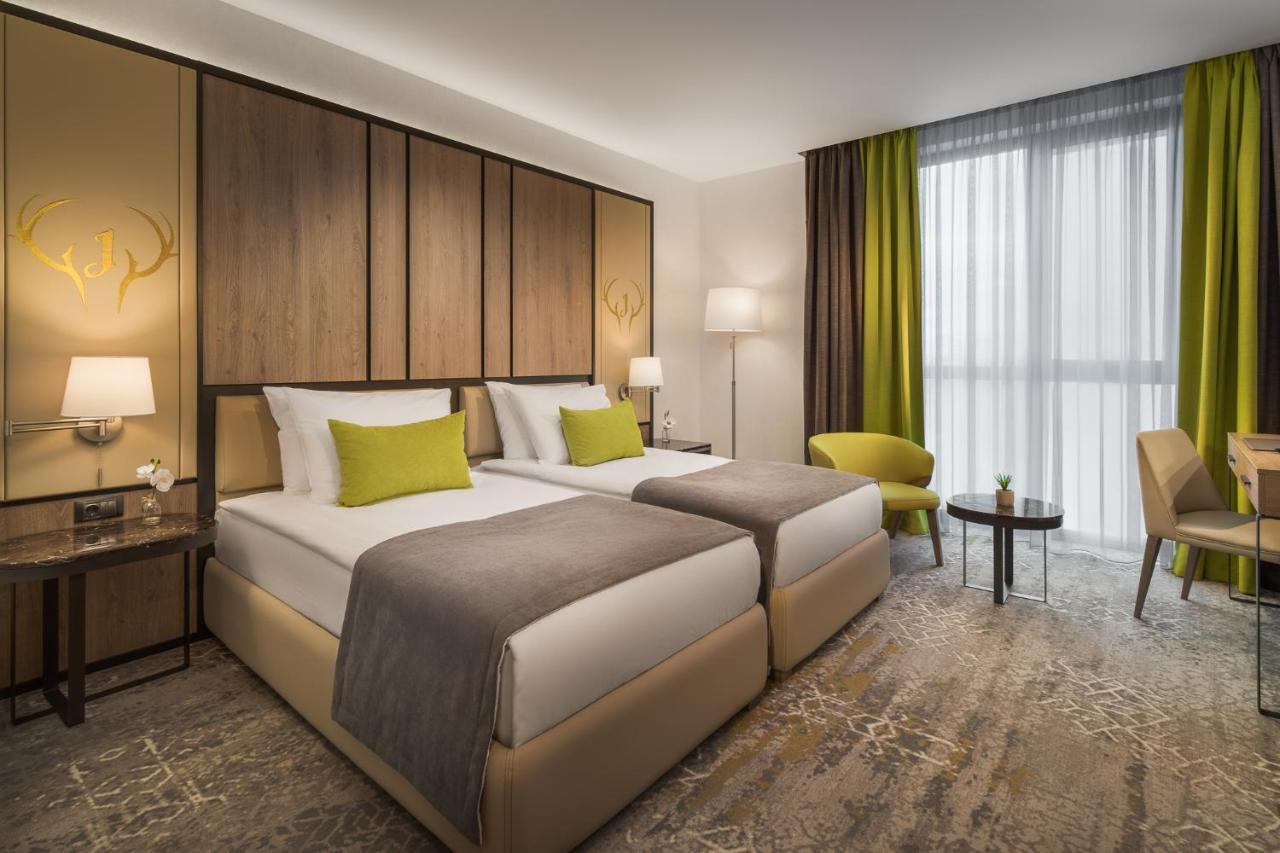 Hotel Jaegerhof Plovdiv Bagian luar foto