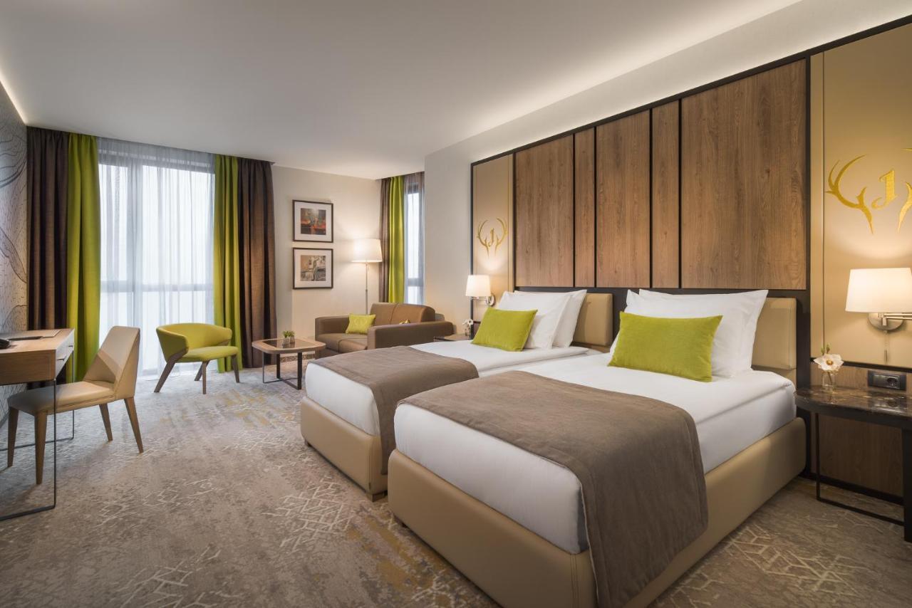 Hotel Jaegerhof Plovdiv Bagian luar foto