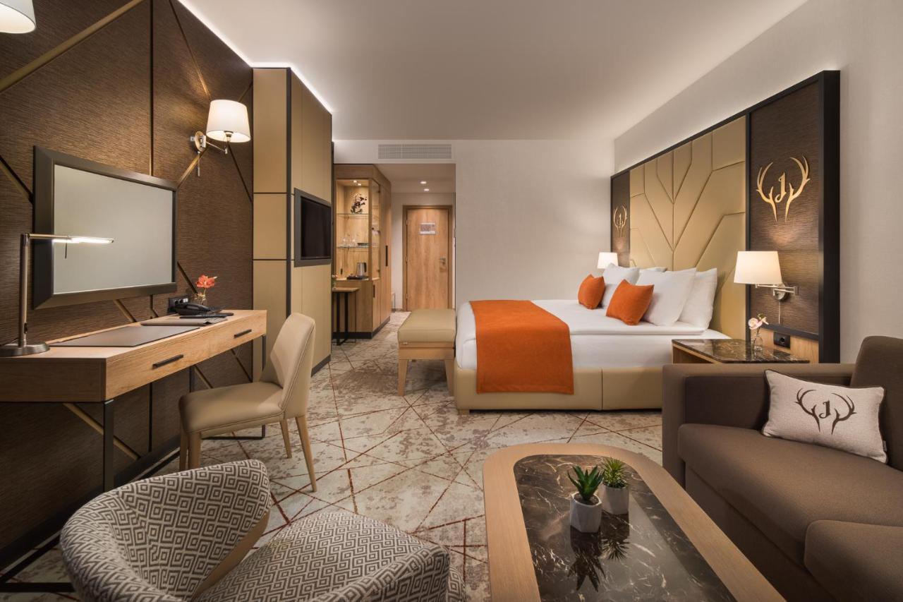 Hotel Jaegerhof Plovdiv Bagian luar foto