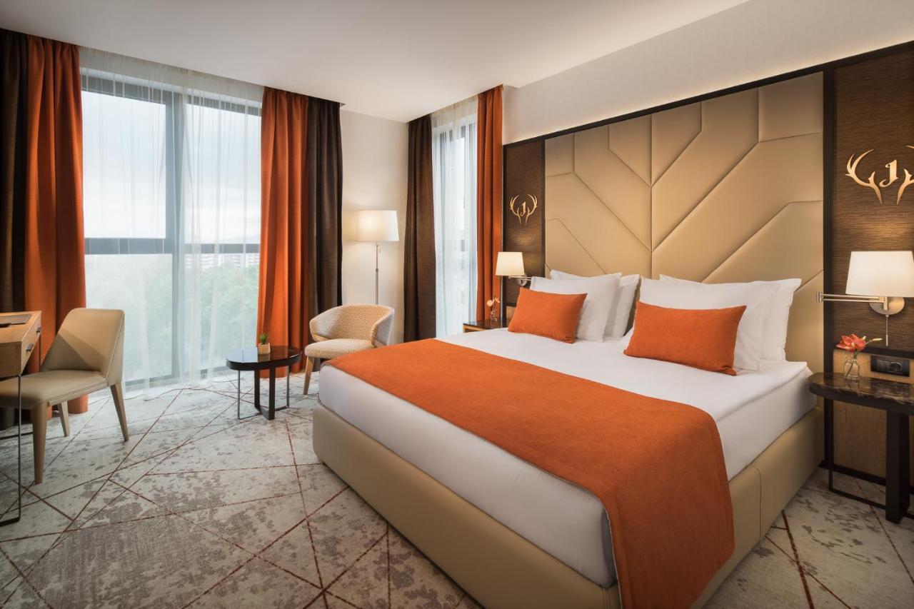 Hotel Jaegerhof Plovdiv Bagian luar foto
