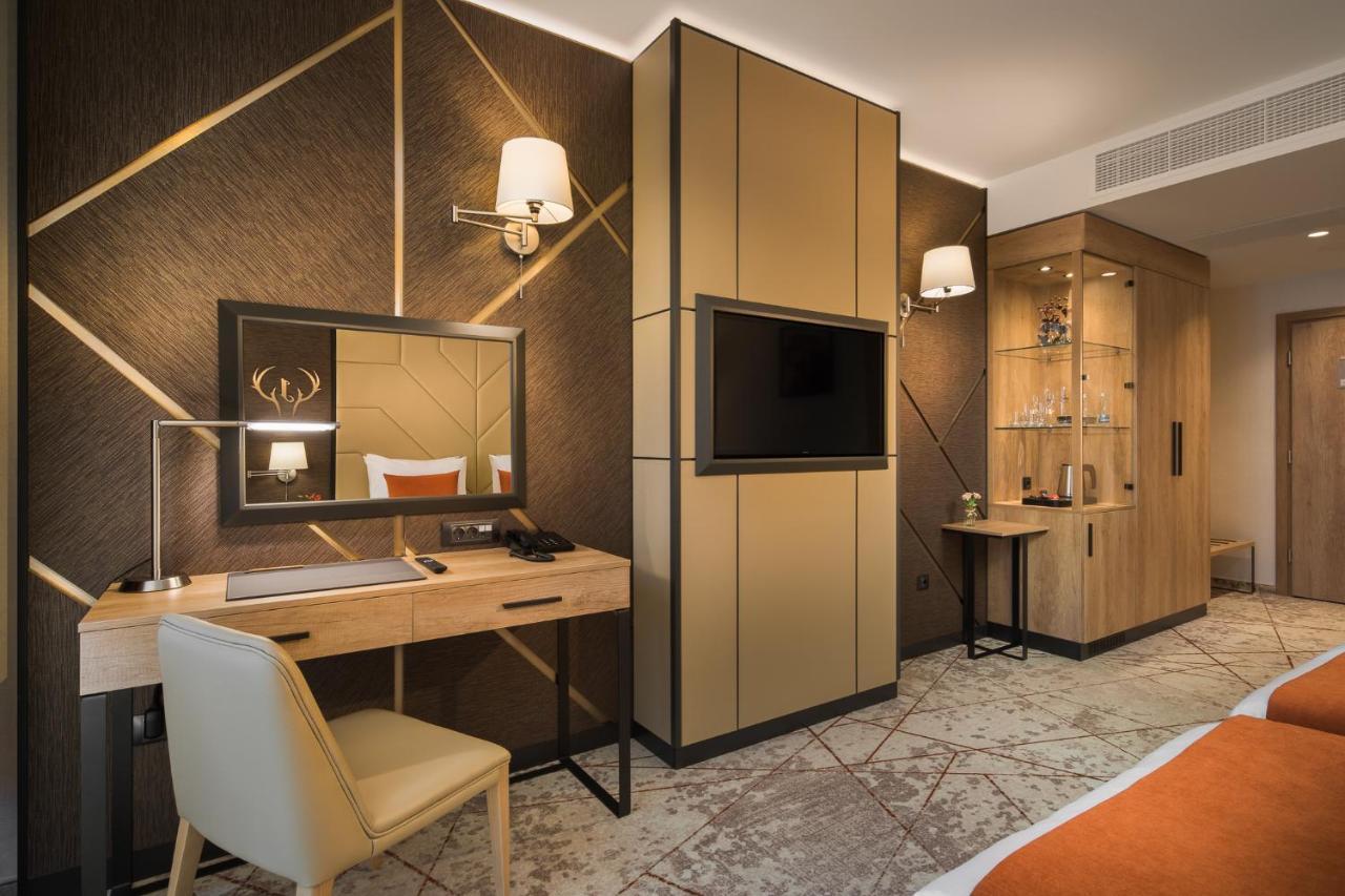 Hotel Jaegerhof Plovdiv Bagian luar foto