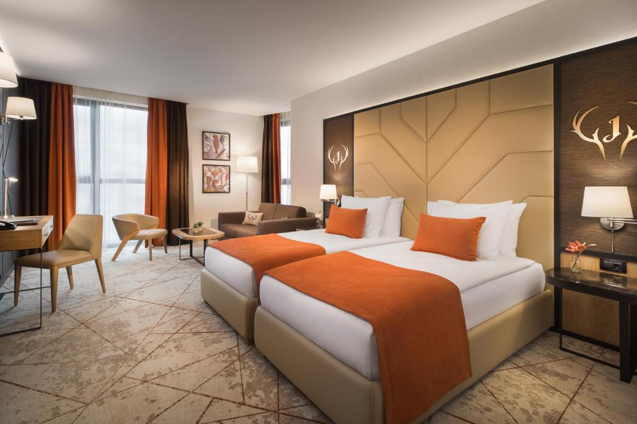 Hotel Jaegerhof Plovdiv Bagian luar foto